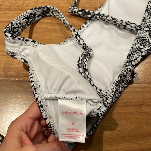 Old Navy bikini - Picture 8 of 8